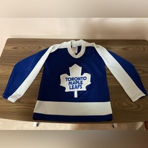 Vintage Toronto Maple Leafs jersey youth size Large CCM